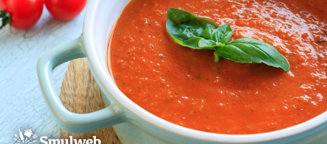 Tomaten-Basilicumsoep